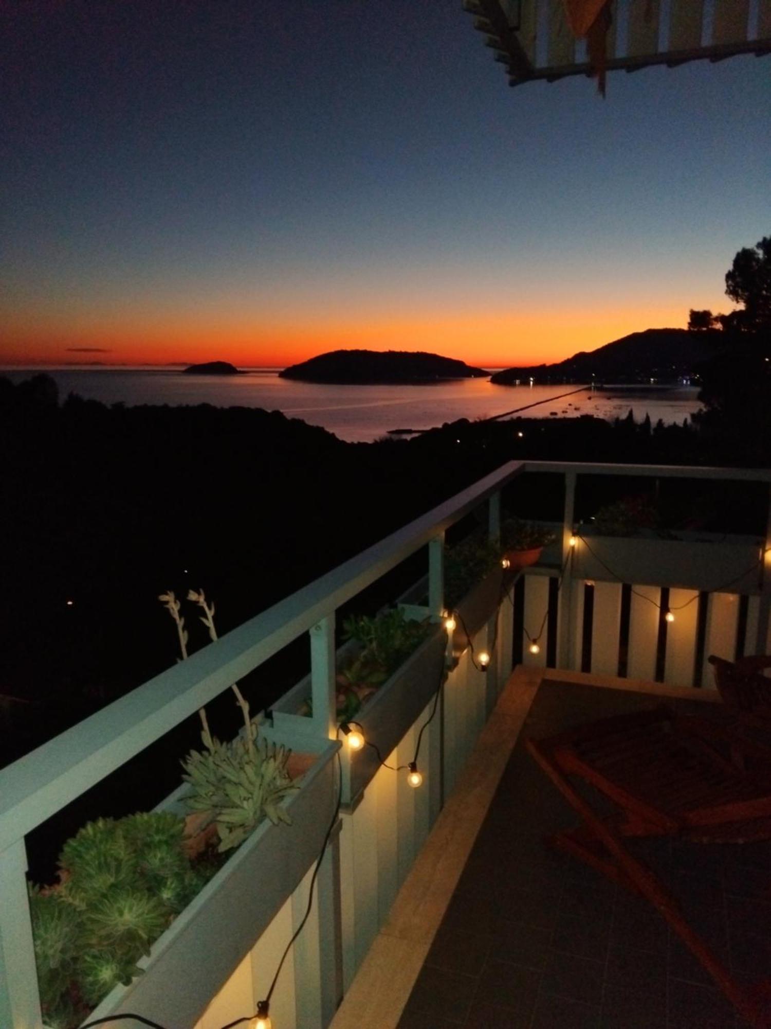 Vista Sul Blu ,Baia Blu, Lerici 아파트 외부 사진